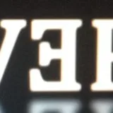 Logo à l'Envers